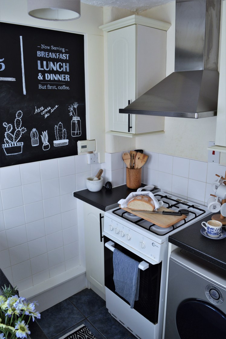 Tiny Kitchen Renter-Friendly Makeover