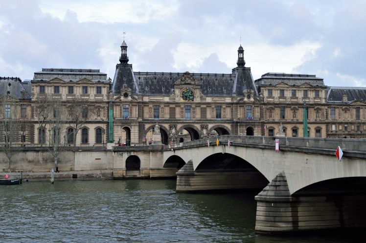 louvre paris2