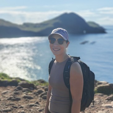Clarissa hiking Madeira